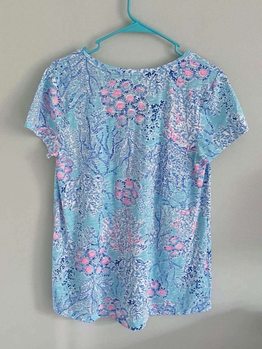 Lilly Pulitzer short sleeve V neck top Etta - Picture 3 of 9